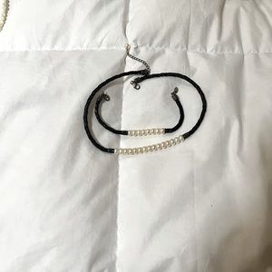 Mother pearl neckless with leather sides beautiful vintage and bracelet